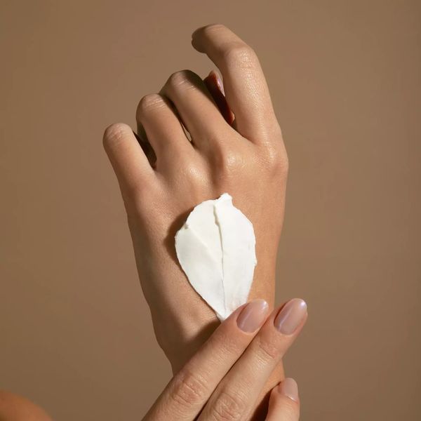 Пілінг-cкраб-маска 3 в 1 Swiss Alpine Glow Peeling Scrub Mask A.G.E. STOP 50 мл 86363 фото
